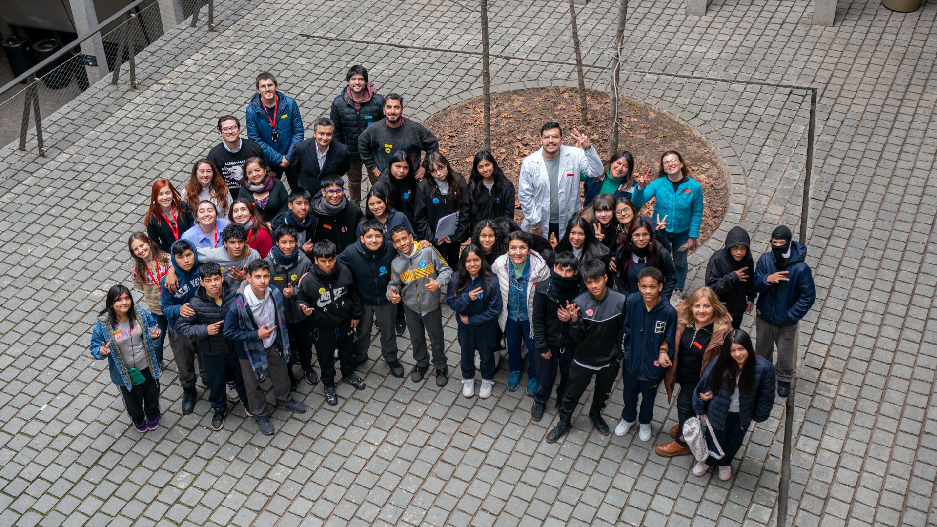 Imagen de PAR Explora: Estudiantes conocen el Patrimonio Arqueológico en el Consejo de Monumentos Nacionales