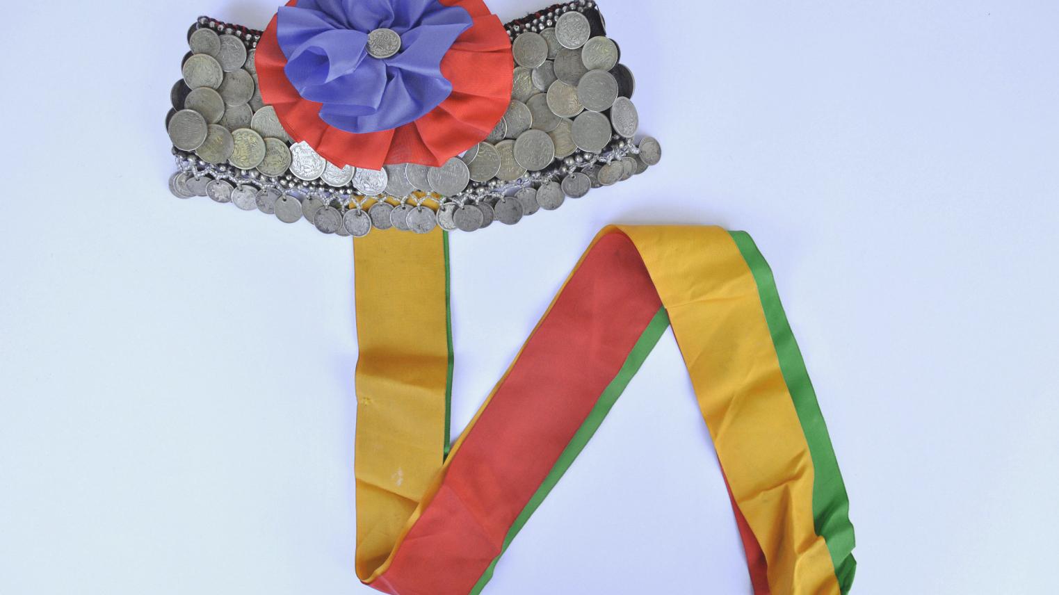 Imagen del monumento Las colecciones de platería y joyería Mapuche, de textiles Mapuche y de cerámica artística de Lota