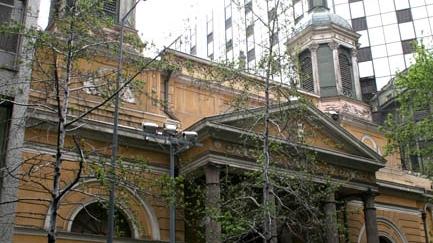 Imagen del monumento Iglesia Las Agustinas y la construcción anexa que es parte del antiguo convento