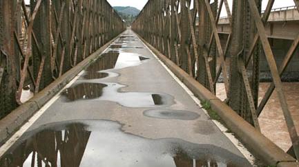Imagen del monumento Puente carretero (2) sobre el río Maule