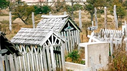 Imagen del monumento Complejo religioso y ceremonial indígena mapuche de Icalma, Eltuwe(cementerio) y Ngüillatuwe
