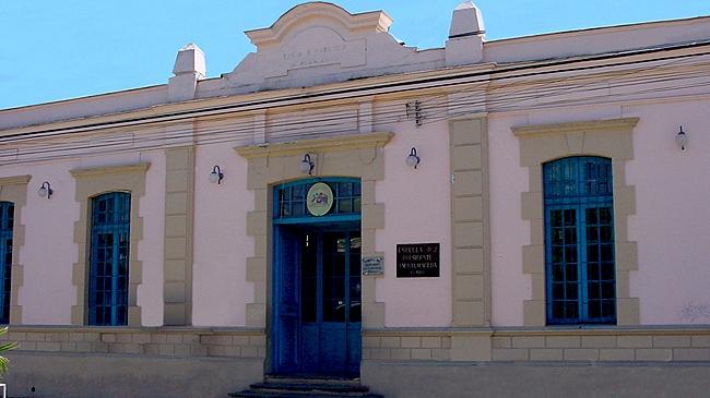 Imagen del monumento Escuela Presidente José Manuel Balmaceda (D-2)