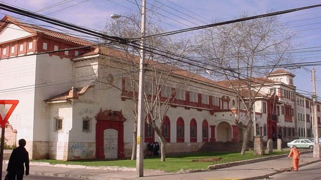 Imagen del monumento Liceo de hombres Gregorio Cordovez