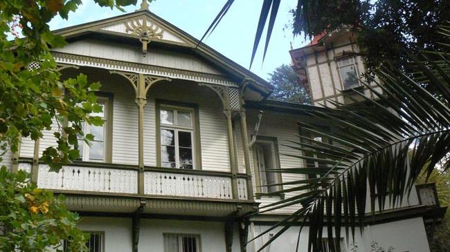 Imagen del monumento Casa Santa Teresa de LlaiLlay (antigua Casa de Jenaro Prieto)