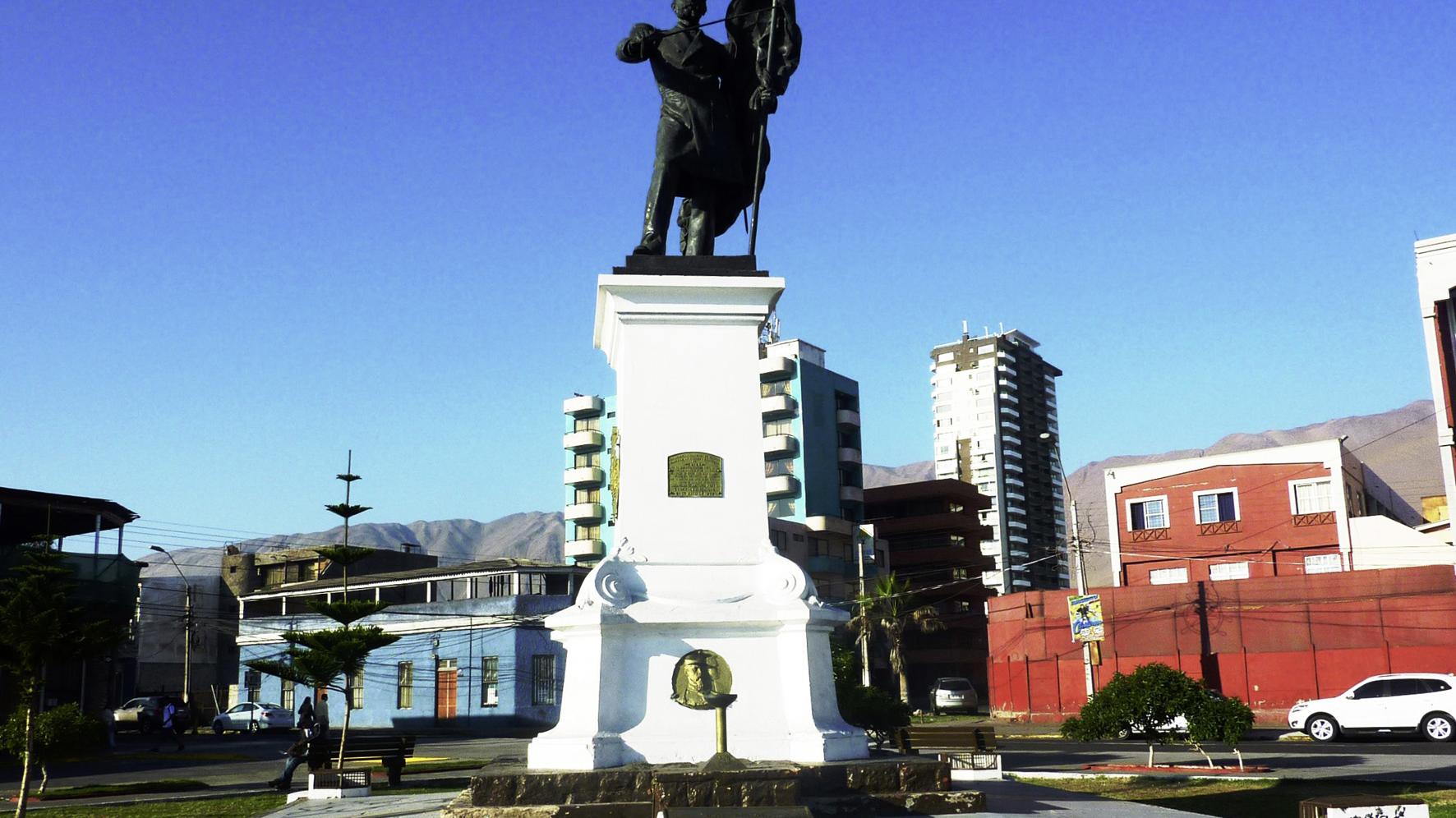 Imagen del monumento Arturo Prat