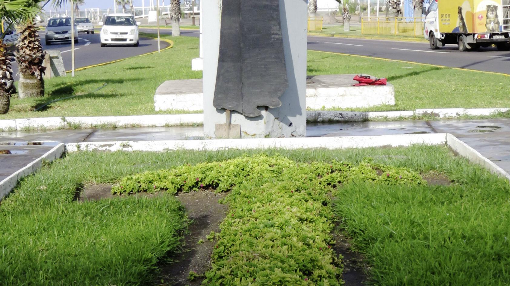 Imagen del monumento Padre Alberto Hurtado