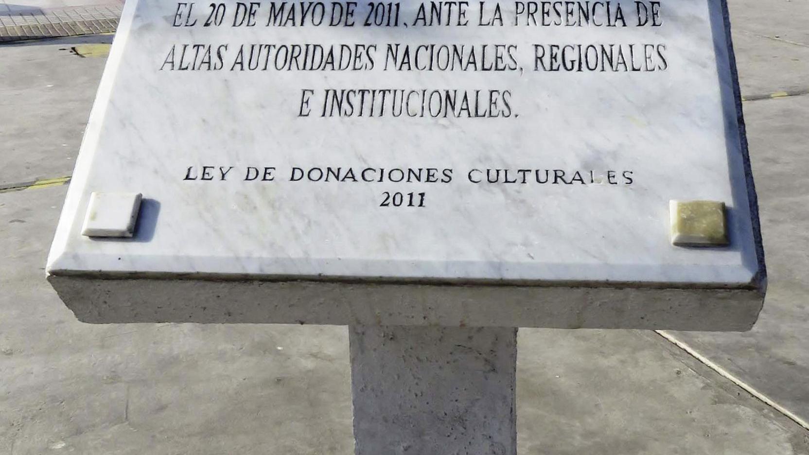 Imagen del monumento Monolito Museo Corbeta Esmeralda