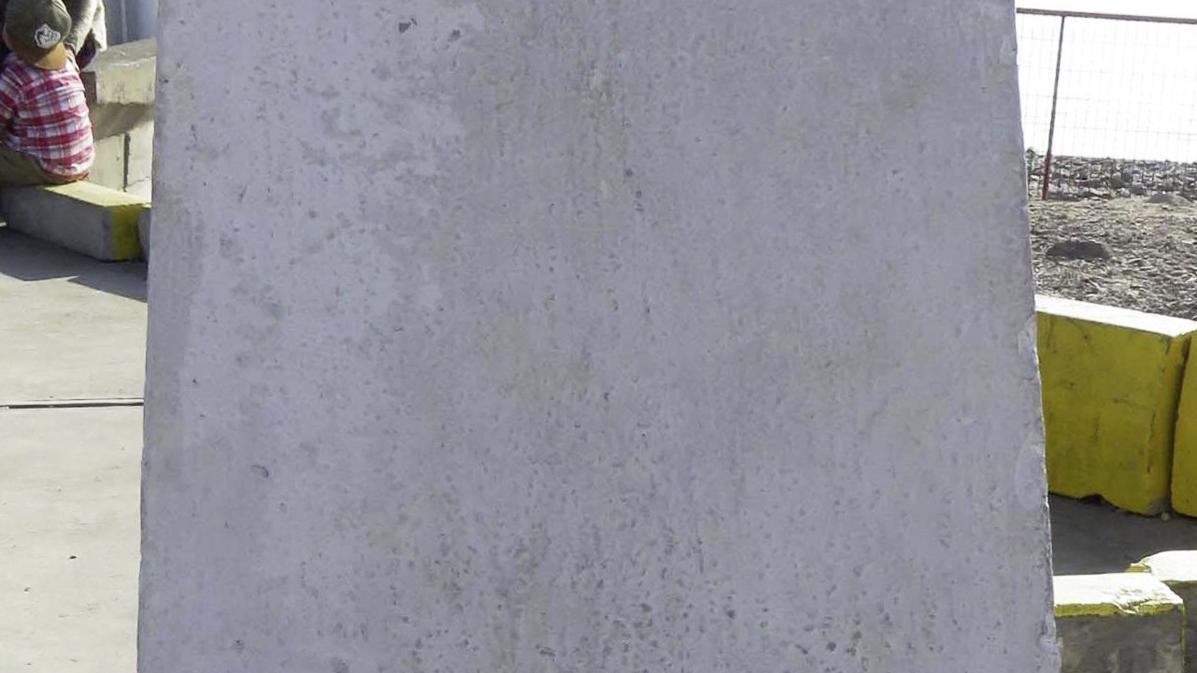 Imagen del monumento Monolito Paseo Lynch