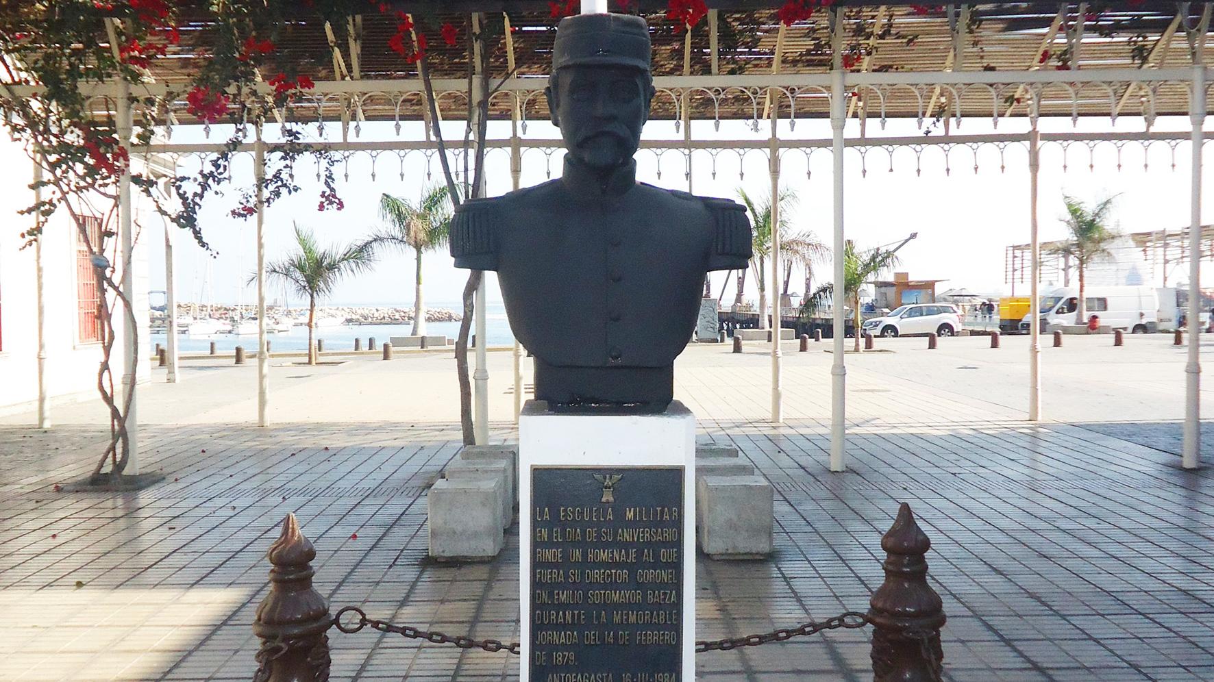 Imagen del monumento Emilio Sotomayor Baeza
