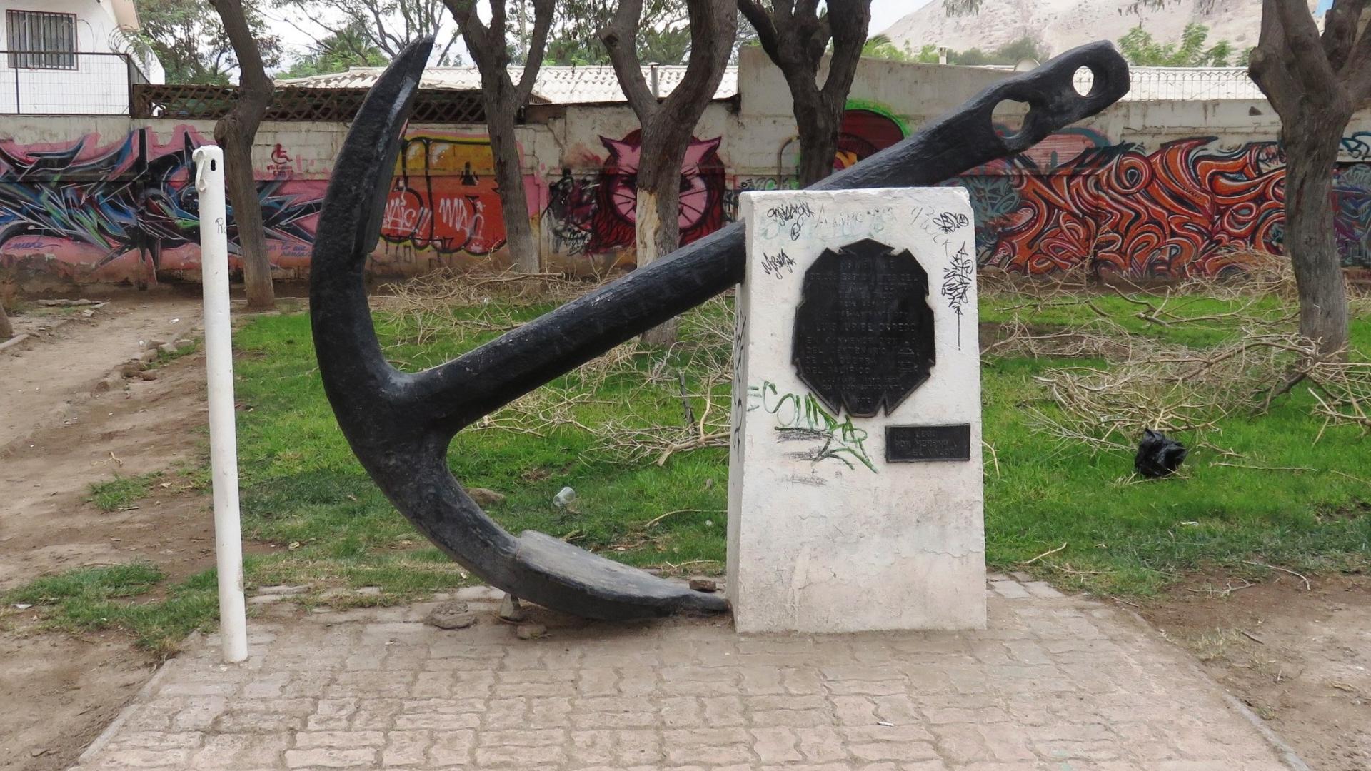 Imagen del monumento AncLa Conmemorativa Al Vice- Almirante Don Luis Uribe Orrego