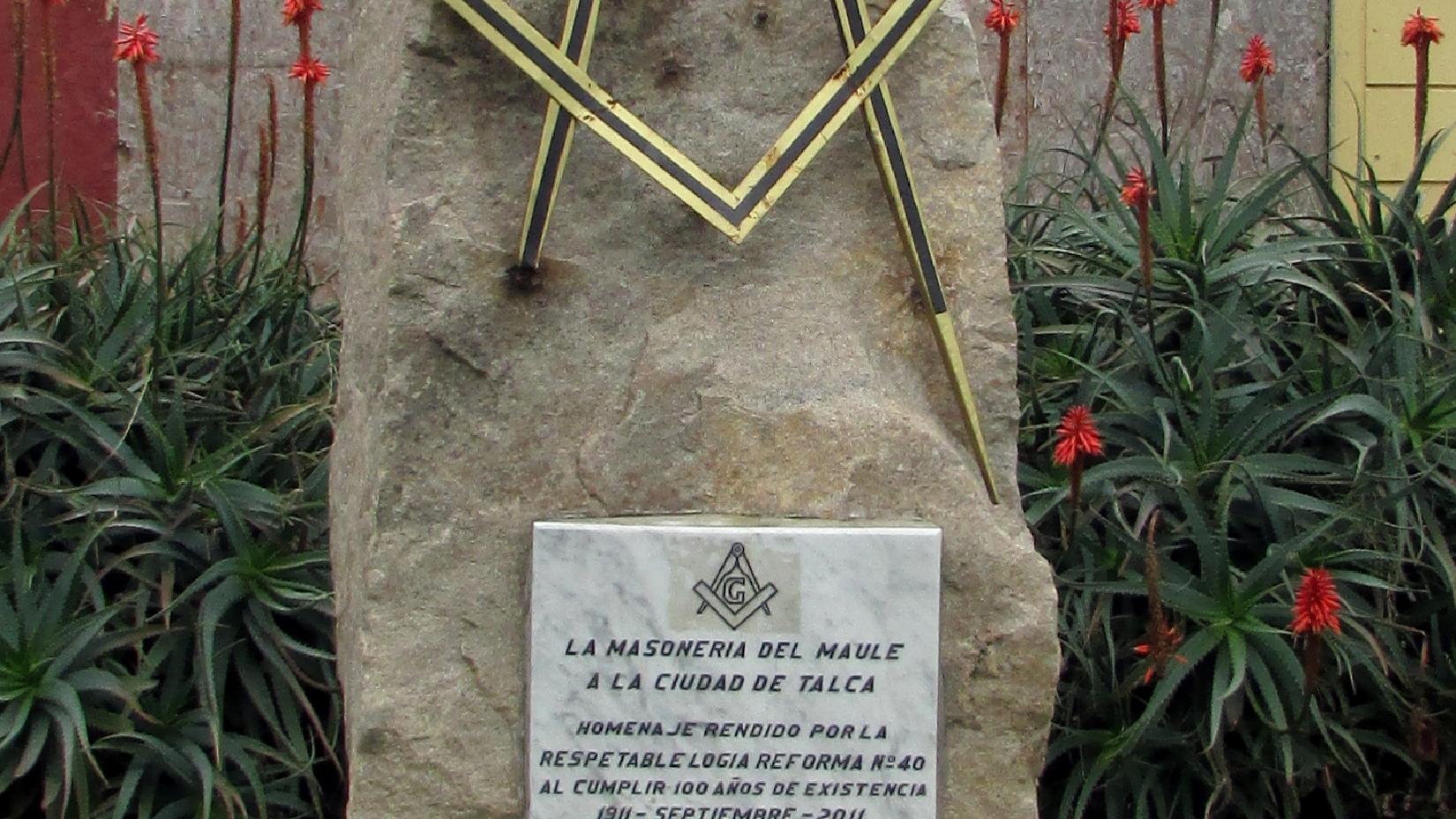 Imagen del monumento A La Ciudad De Talca