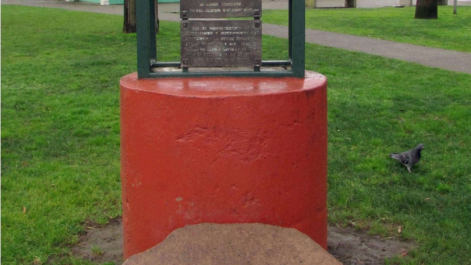 Imagen del monumento Amelia Troncoso T.