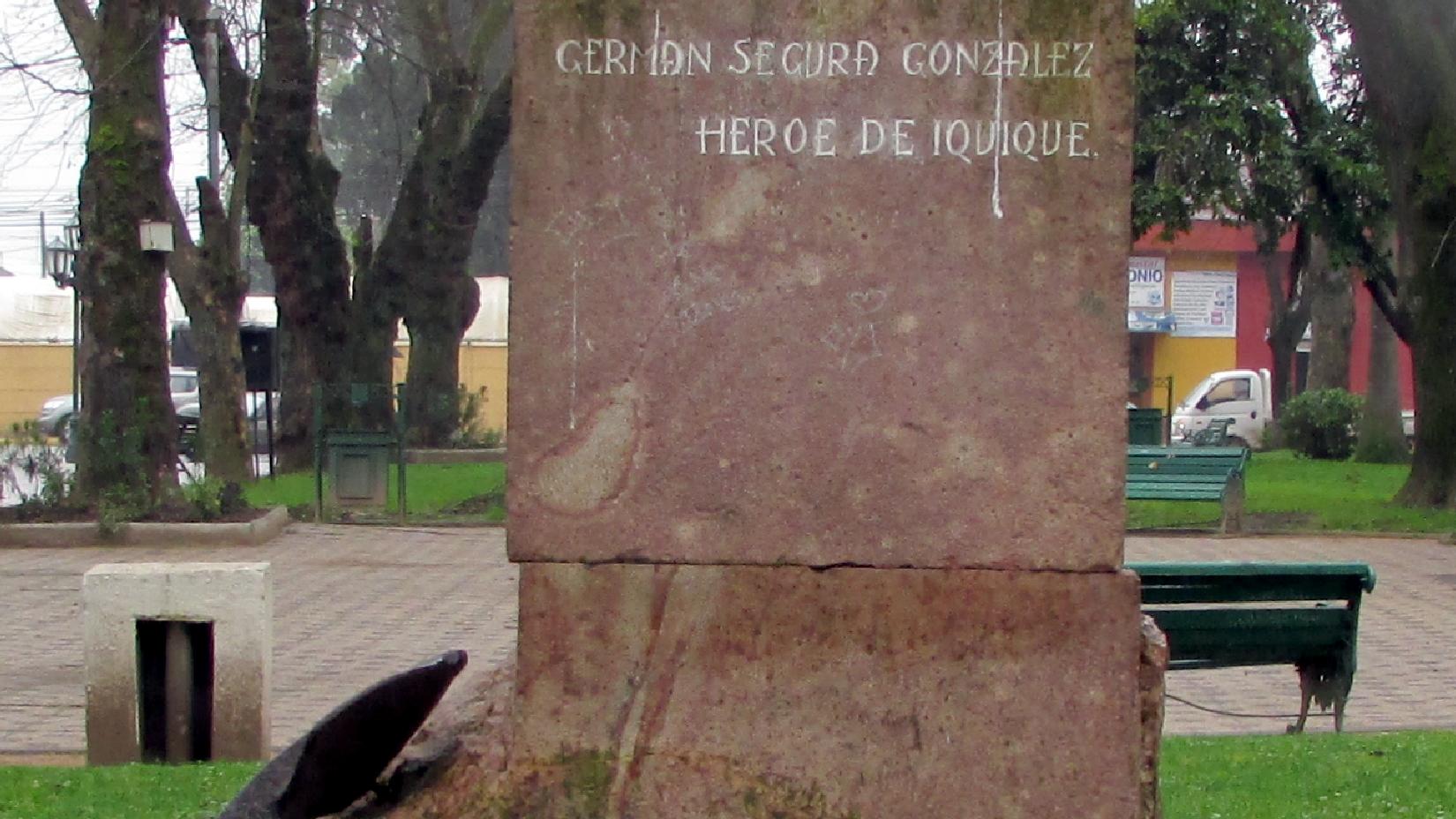 Imagen del monumento Germán Segura González