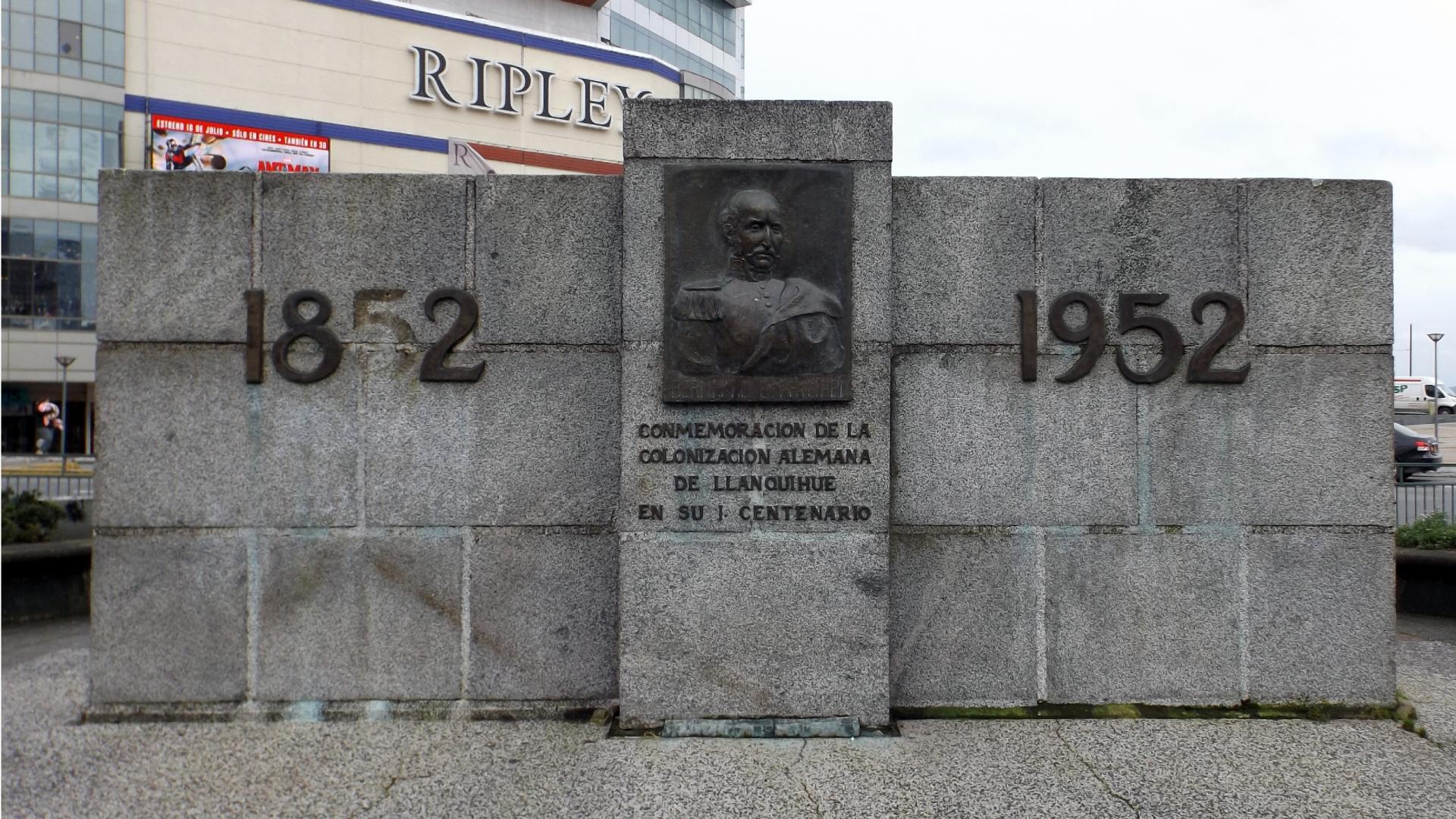Imagen del monumento Bernard E. Philippi