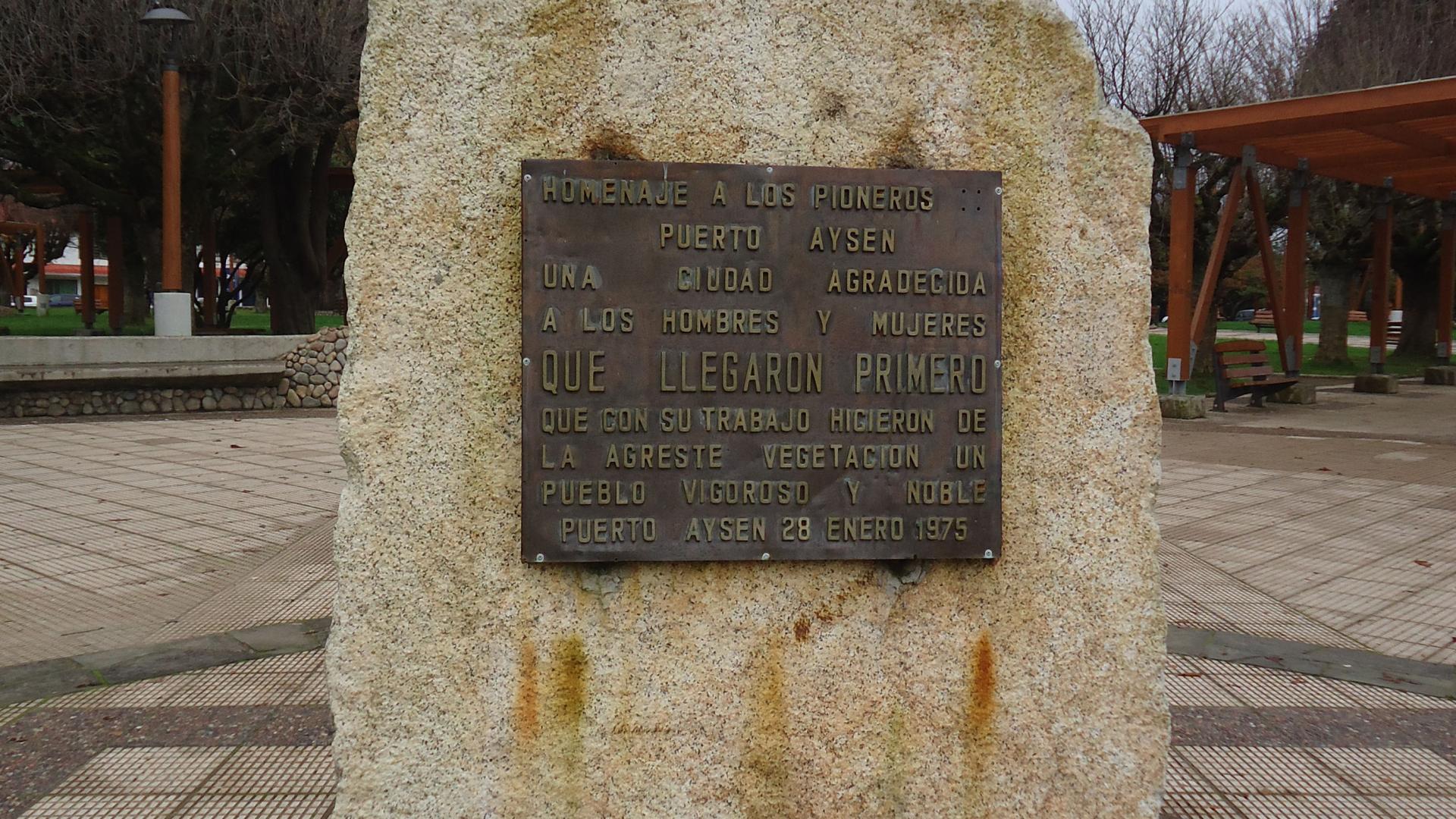 Imagen del monumento Homenaje A Los Pioneros De Puerto Aysén