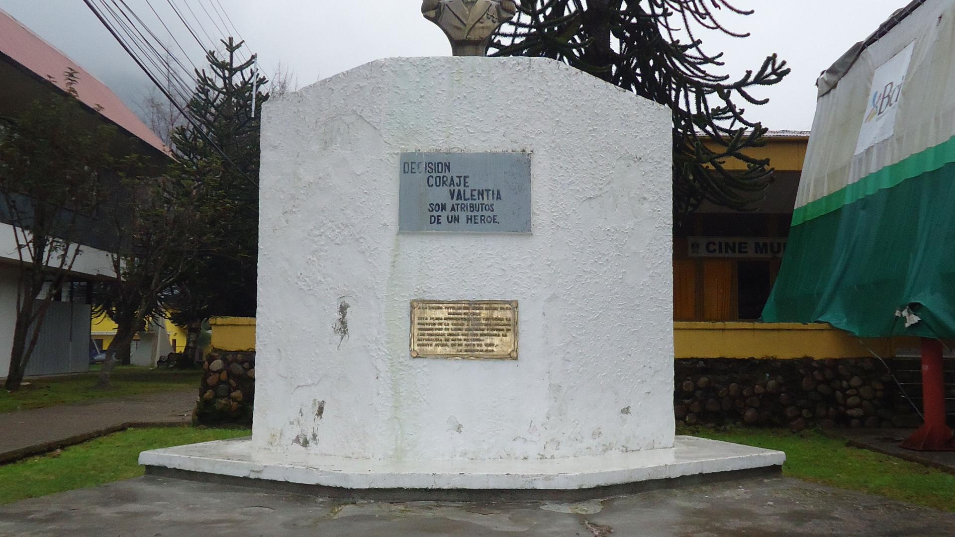 Imagen del monumento Arturo Prat