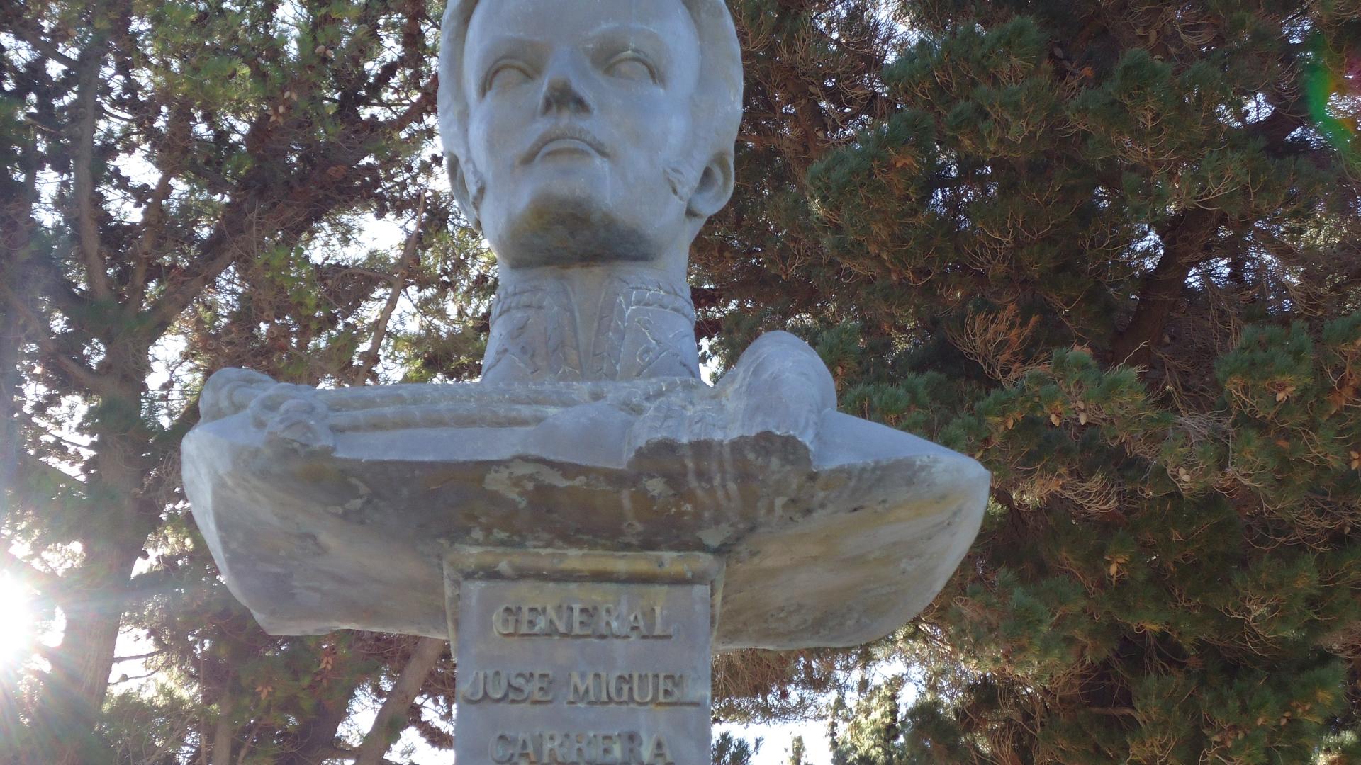 Imagen del monumento José Miguel Carrera