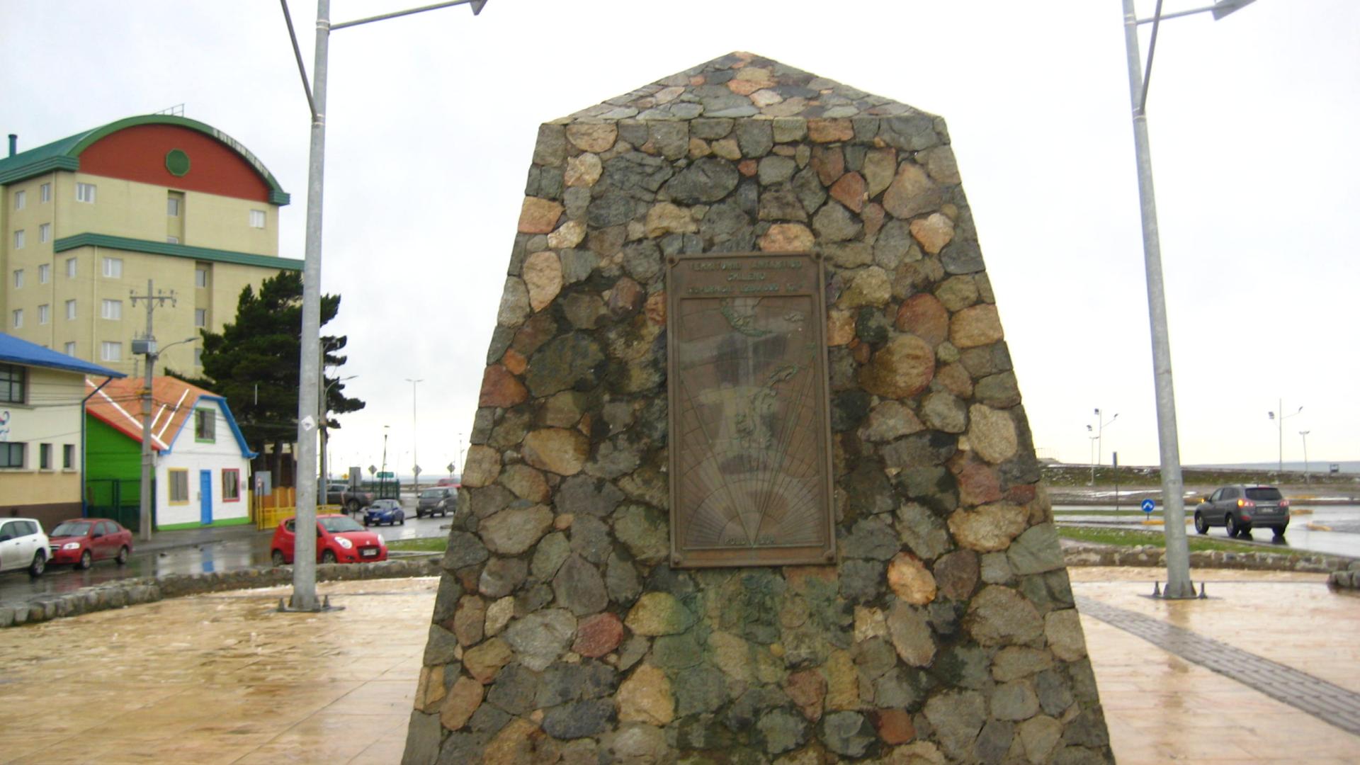 Imagen del monumento Mauricio Braun H.