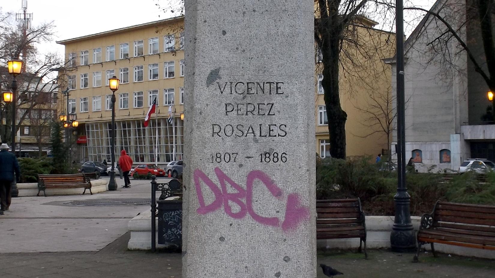 Imagen del monumento Vicente Pérez Rosales