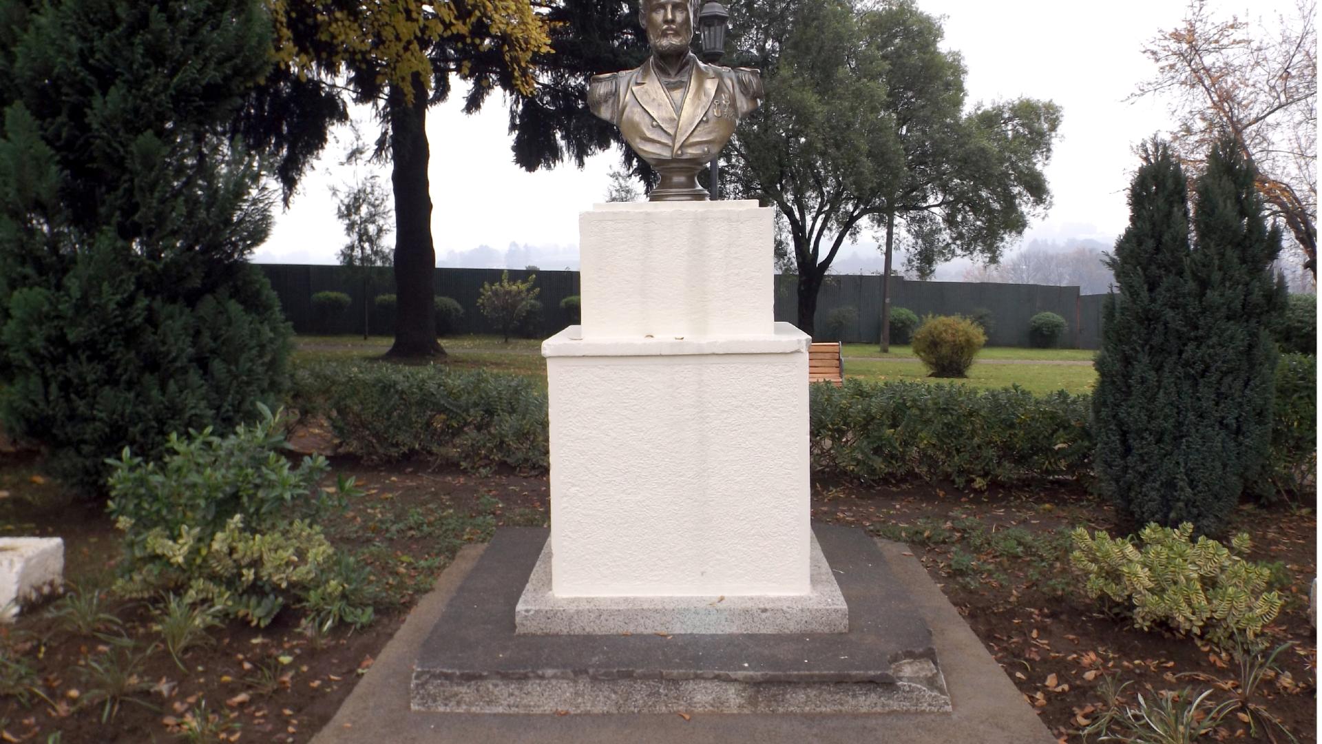 Imagen del monumento Arturo Prat