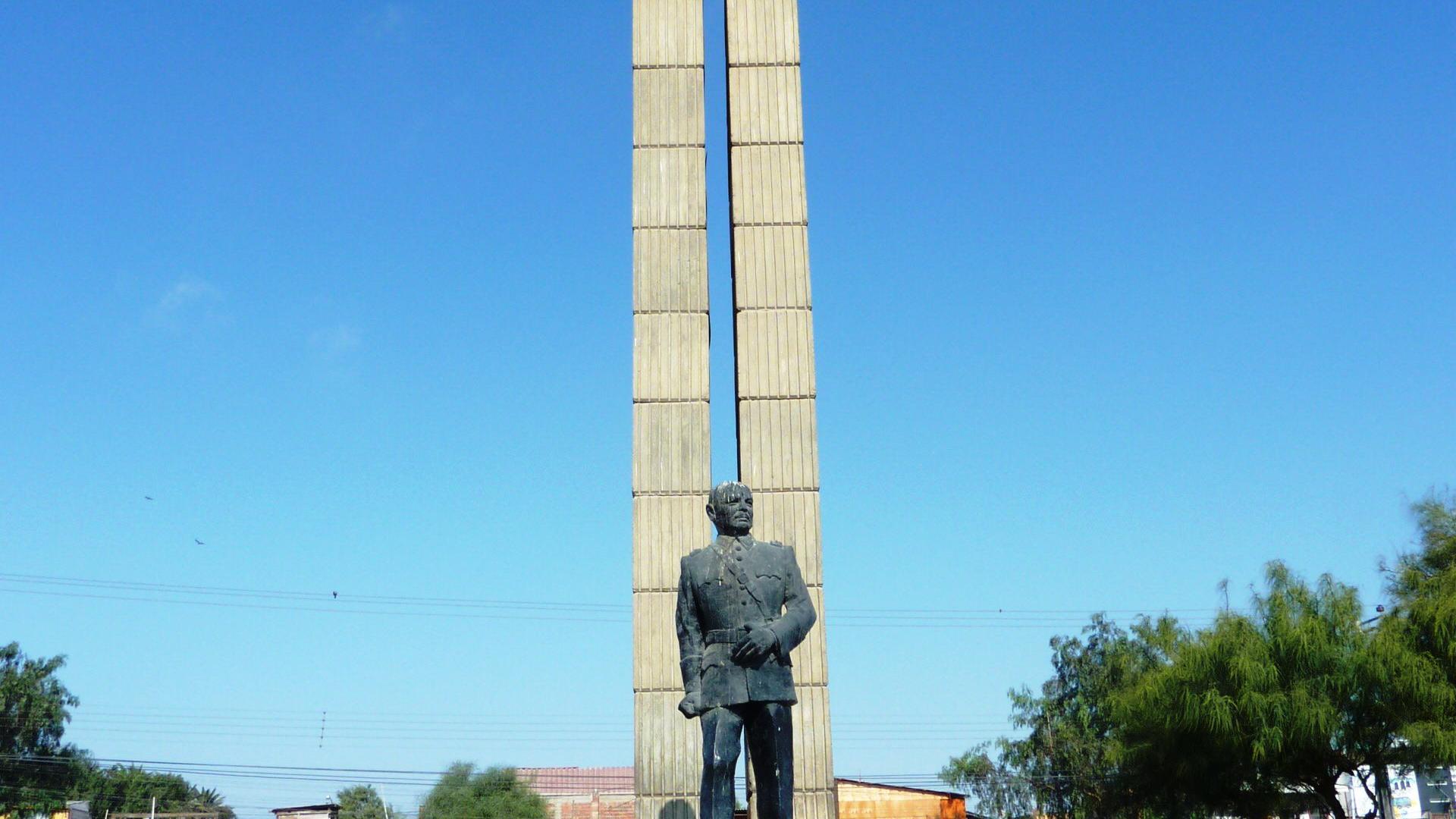 Imagen del monumento Placa Homenaje A Carabineros De Arica Al Fundador De Carabineros De Chile Gral. Carlos Ibañez Del Campo