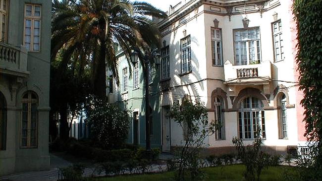 Imagen del monumento Lucrecia Valdés, Adriana Cousiño, Hurtado Rodríguez y calles aledañas