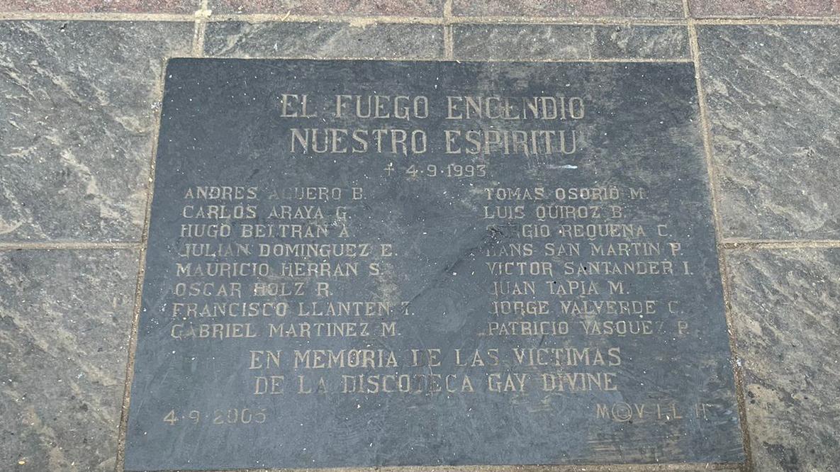 Imagen del monumento A las víctimas del incendio de la discoteca gay Divine