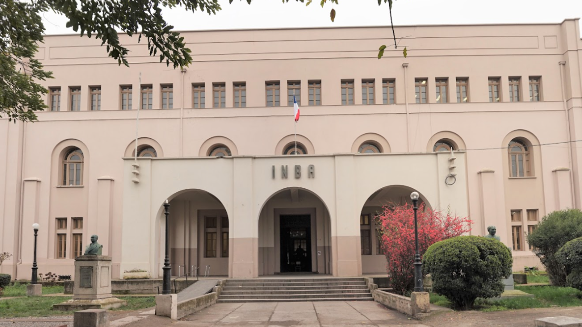 Imagen del monumento Internado Nacional Barros Arana