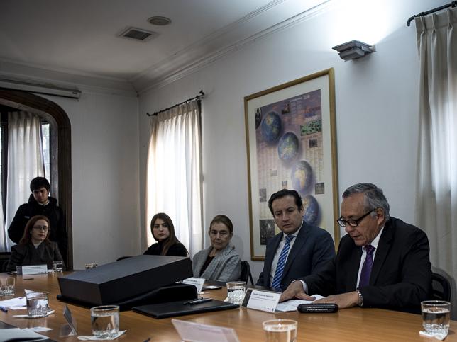 Imagen de Chile entrega a Bolivia 42 piezas paleontológicas incautadas en paso fronterizo