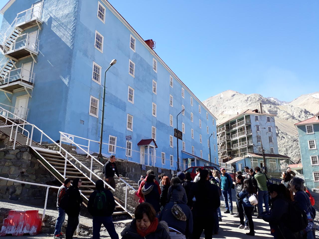 Imagen de Entusiasta visita al Campamento Sewell