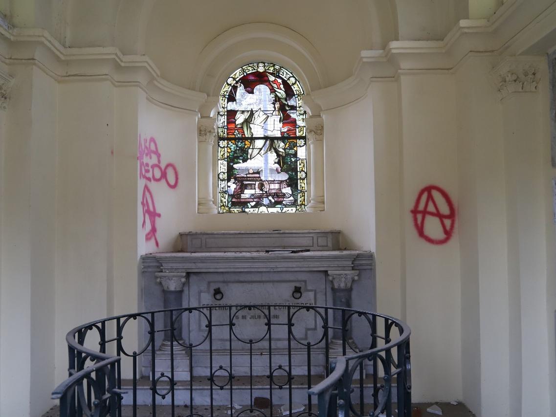 Imagen de CMN sobre daños al Cementerio General: “Son espacios solemnes que deben respetarse sin excepción (…) Su afectación resiente estándares básicos de respeto y convivencia”