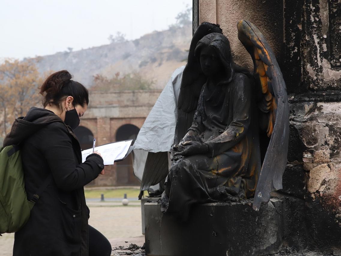 Imagen de CMN sobre daños al Cementerio General: “Son espacios solemnes que deben respetarse sin excepción (…) Su afectación resiente estándares básicos de respeto y convivencia”