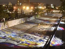 Imagen de Reconocen colaboración del CMN en instalación Artedeluz en Río Mapocho
