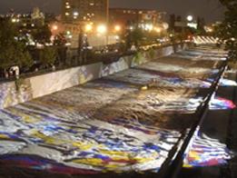 Imagen de Reconocen colaboración del CMN en instalación Artedeluz en Río Mapocho