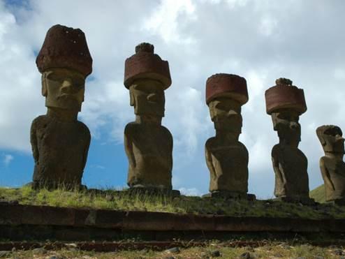 Imagen de Se oficializa la conformación de Secretaria Técnica del Consejo de Monumentos Nacionales en Isla de Pascua