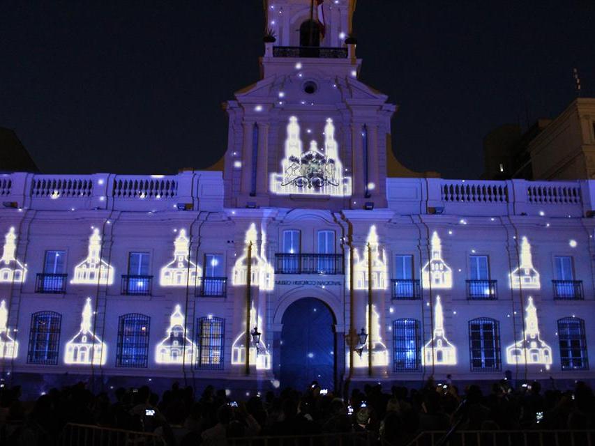 Imagen de Con espectáculo tridimensional DIBAM celebró 15 años de Iglesias de Chiloé como Patrimonio de la Humanidad