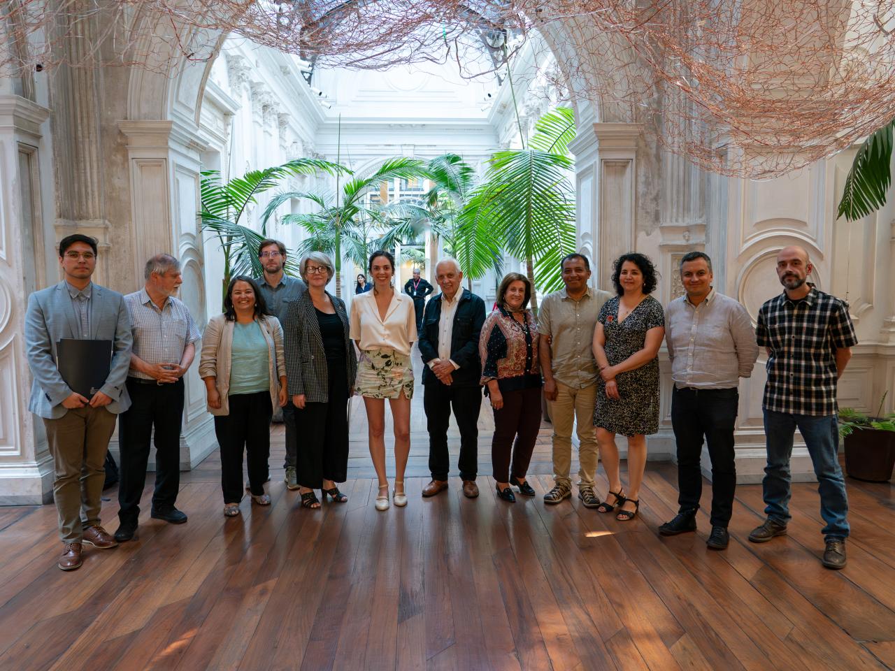 Imagen de Es oficial: los negativos originales de la muestra “El Rostro de Chile” ya son Monumento Histórico