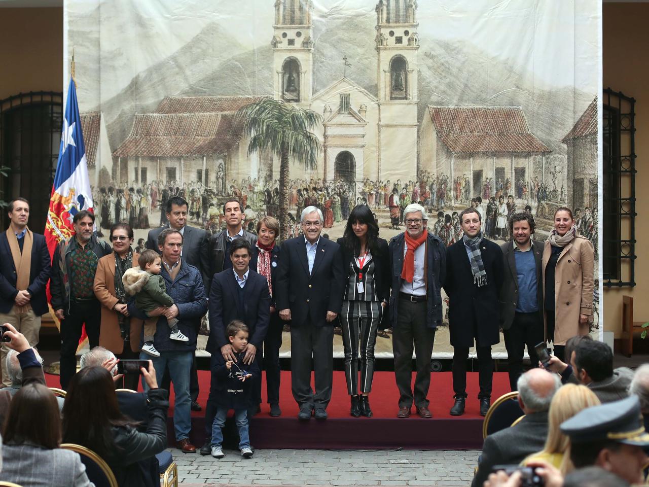 Imagen de Presidente Piñera firma proyecto de ley que promueve el reconocimiento y cuidado del patrimonio cultural de Chile