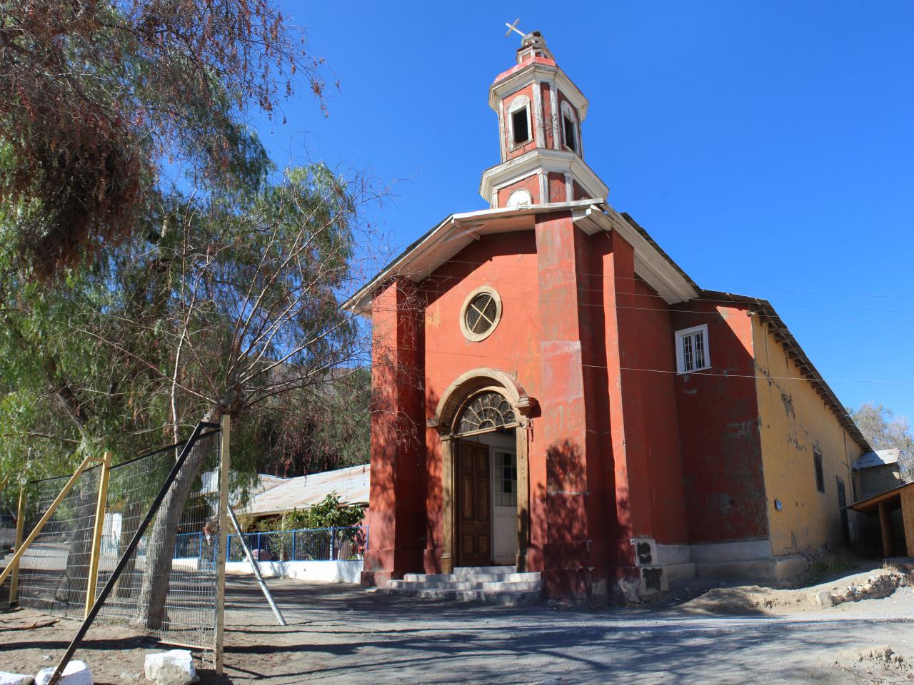 Iglesia de Caren