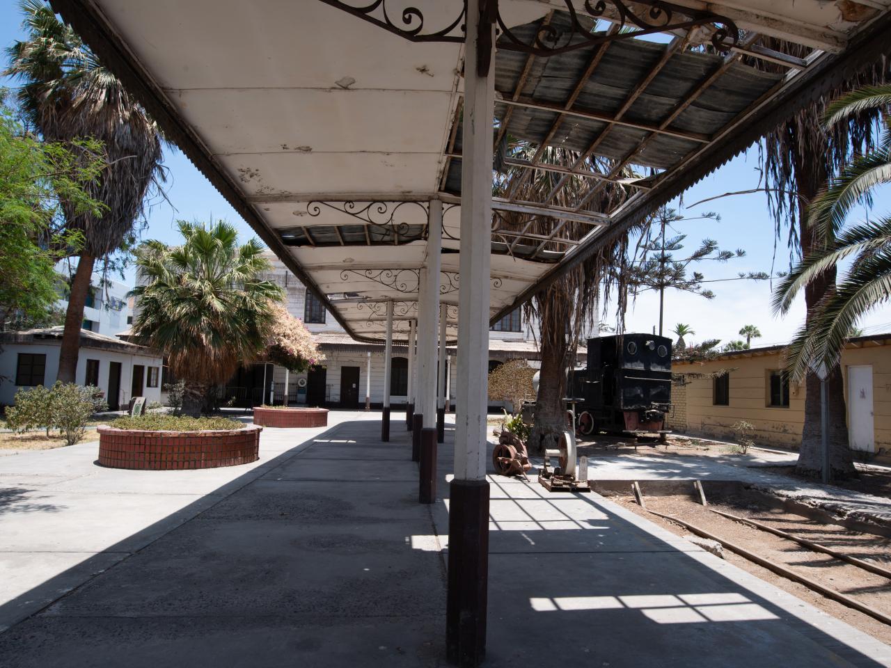 Imagen del monumento La Estación del ferrocarril de Arica - La Paz y su andén