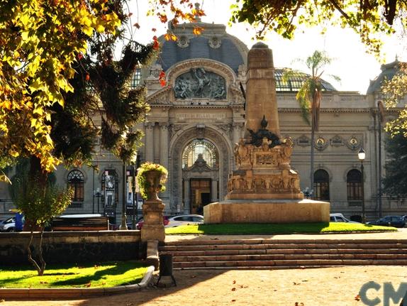 Imagen del monumento Museo Nacional de Bellas Artes comprendiento también la parte ocupada actualmente por el Museo de Arte Contemporáneo