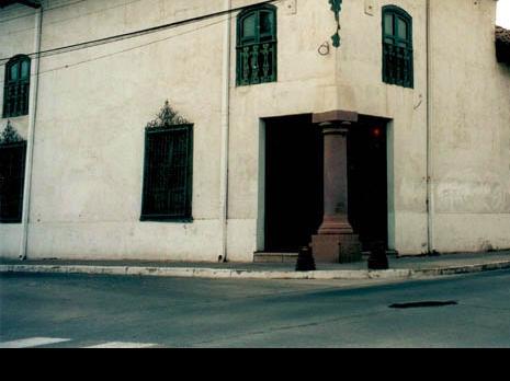 Imagen del monumento Inmueble ubicado en calle Estado N°684-682