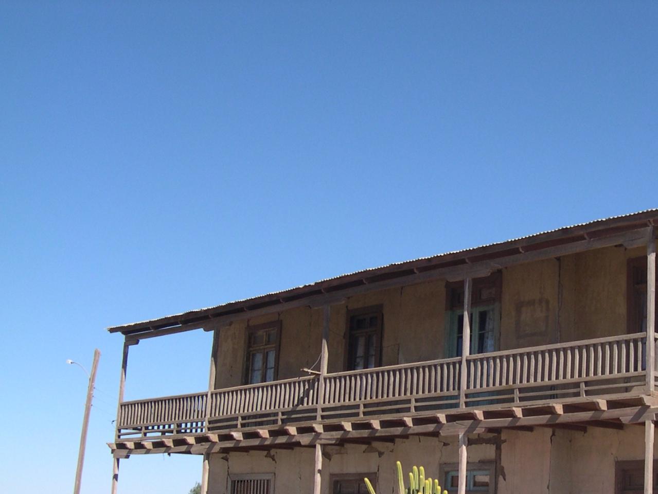 Imagen del monumento El edificio del ferrocarril de Huara