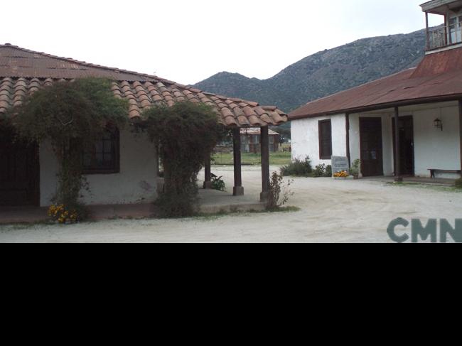 Imagen del monumento Capilla y casa del ex Fundo El Manzano.