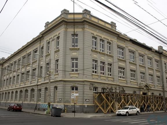 Imagen del monumento Escuela Ramón Barros Luco