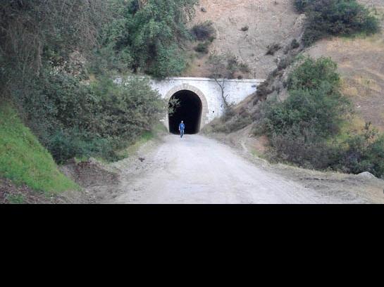 Imagen del monumento Túnel Curvo