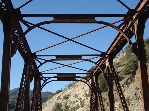 Imagen del monumento Puente Metálico El Ojo