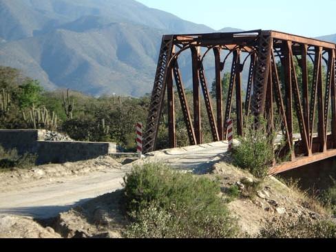 Imagen del monumento Puente Metálico El Ojo