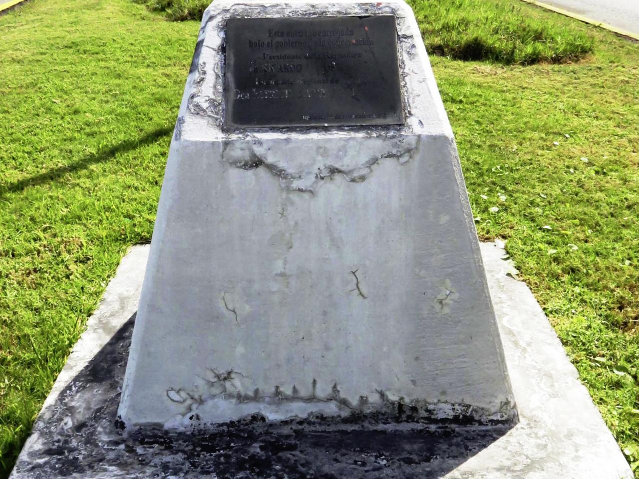 Imagen del monumento Inauguración Avda. Arturo Prat Chacón