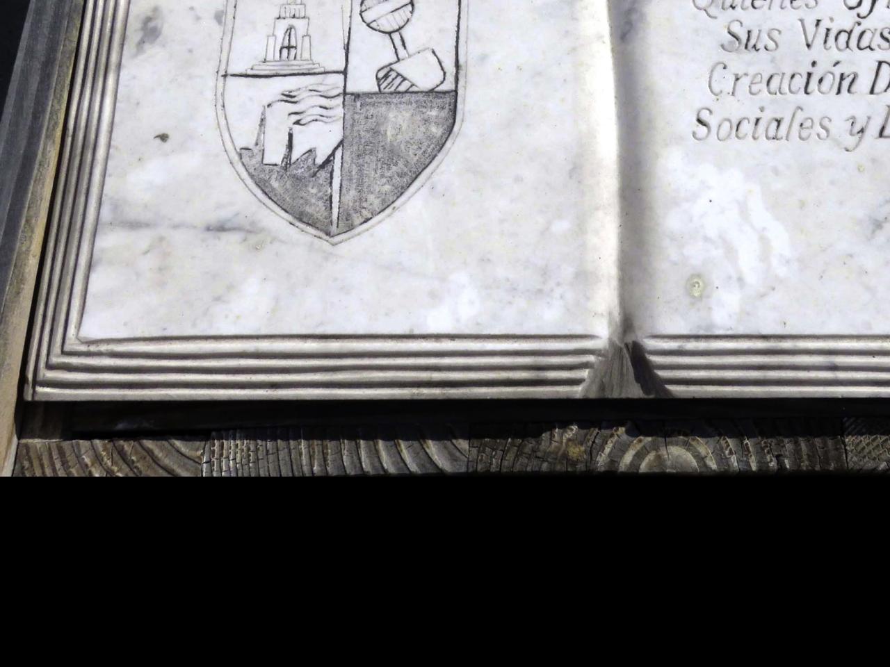 Imagen del monumento Homenaje A Los 100 Años De La Masacre De La Escuela Santa María